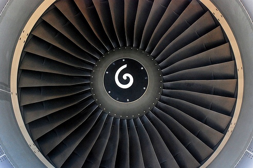Turbine eoliene eficiente bazate pe motoare jet