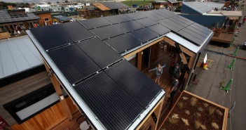 VIDEO: Cum arată noua generație de locuințe alimentate solar, proiectate să consume cât mai puțină energie casa eficienta energetic