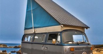 Celebra dubiță Volkswagen a anilor `60, transformată în vehicul solar de o familie din Oregon