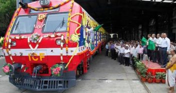 Primul tren solar din lume a fost inaugurat în India! Va economisi peste 90.000 de litri de combustibil