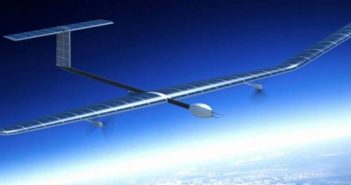 Facebook testează drone solare pentru acoperire la internet pe tot globul pământesc