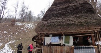A fost lansat programul ”Centenarul luminii”. Primarii din România pot cere bani pentru fotovoltaice