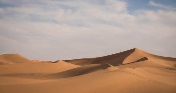 Deșertul Sahara, transformat într-un loc cu vegetație și izvoare, prin energie regenerabilă