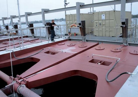 poseidon_373_solar-magazin.ro.jpg