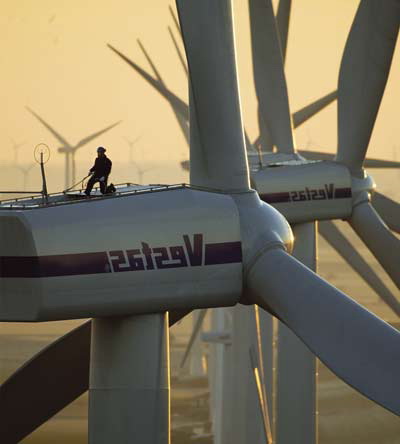 turbina_eoliana_vestas_solar-magazin.ro.jpg
