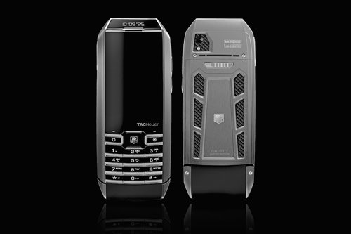 telefon mobil cu panou solar