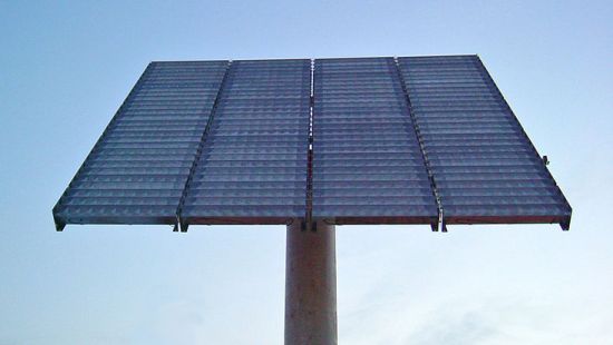 energie_solara_pe_campul_de_lupta.jpg