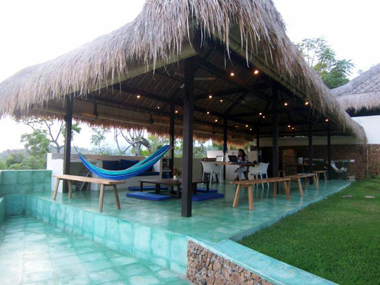 insula_bali_sat_ecologic_1_solar-magazin.ro.jpg