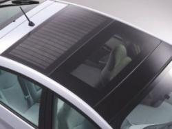 solar-magazin.ro_panouri_solare_pe_toyota_prius.jpg
